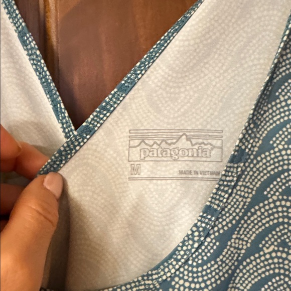 Patagonia Fleetwith Tasmanian Teal Sleeveless Athletic Dress - Picture 3 of 7